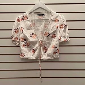 Feminine Floral Blouse